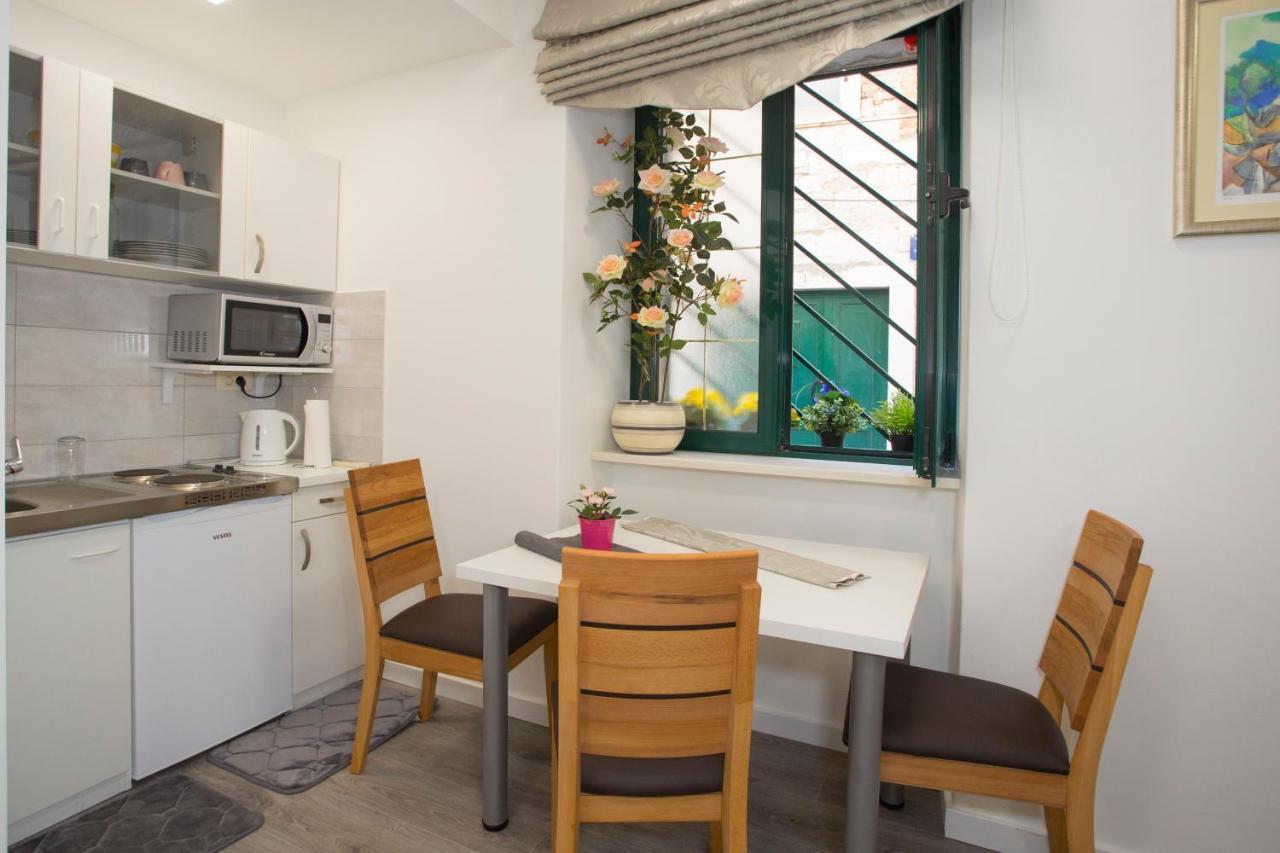 Apartment Klara Split Eksteriør billede